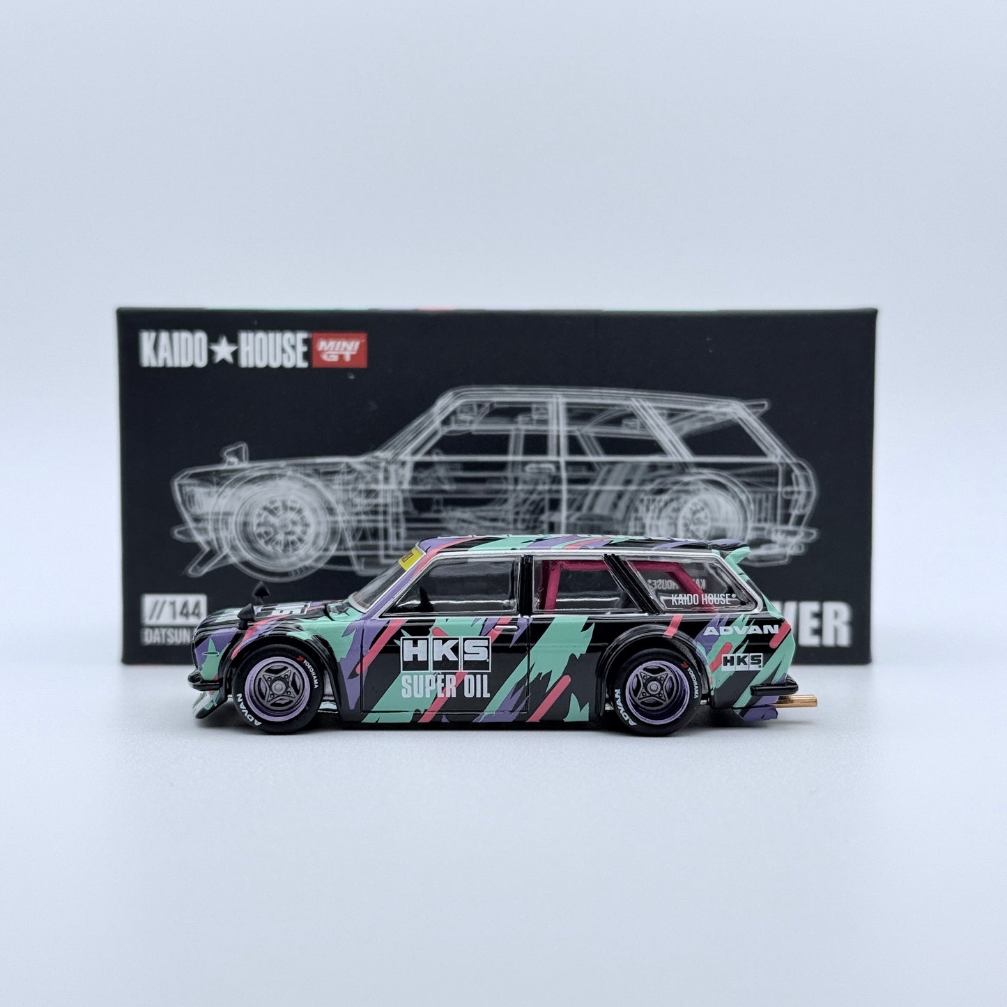 Kaido House x Mini GT Datsun 510 Wagon HKS Livery