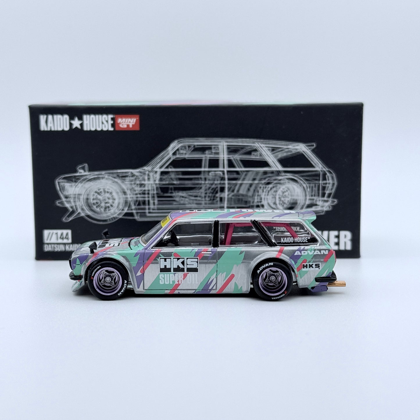 Kaido House x Mini GT Datsun 510 Wagon HKS Livery